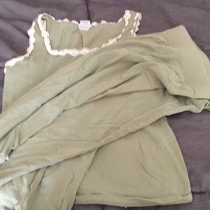 Stretch two piece set Green Old Navy Maternity pj